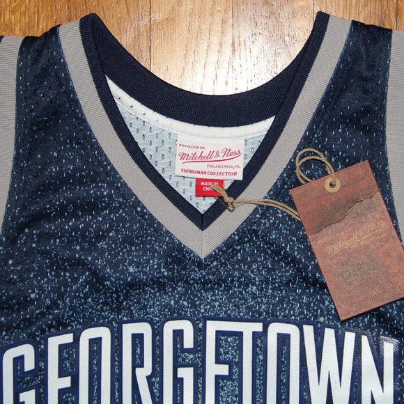 Mitchell & Ness NCAA Swingman Georgetown Allen Iverson 95 Gradient Jersey - Picture 3 of 6